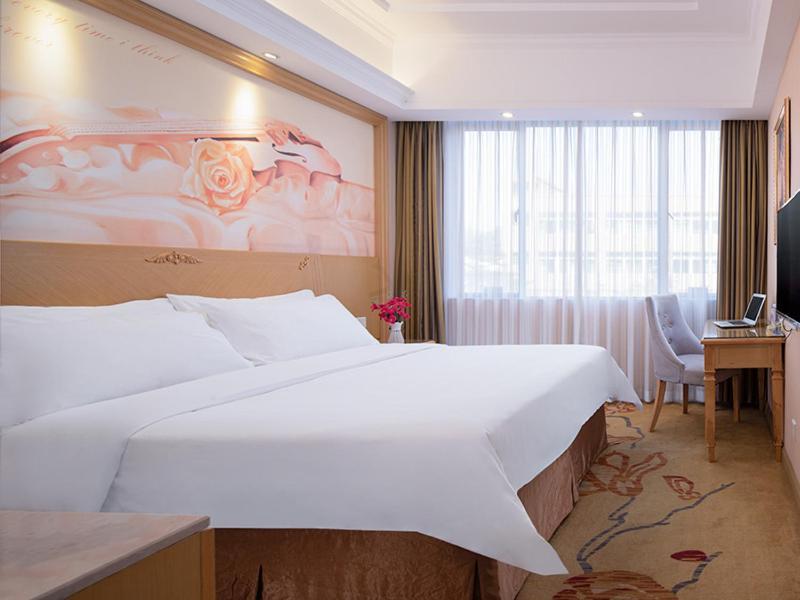 Vienna Hotel Guangzhou Panyu Huanan Country Garden Exterior foto